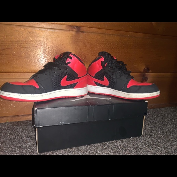 Girls Air Jordan 1 Phat - Picture 6 of 7